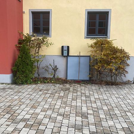Hotel-Gasthof Zur Post Velburg Exterior foto